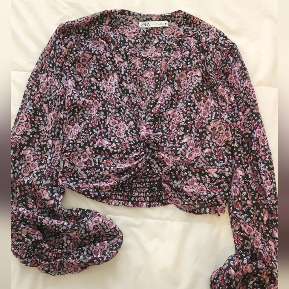 ZARA TWIST FRONT BLOUSE SIZE S